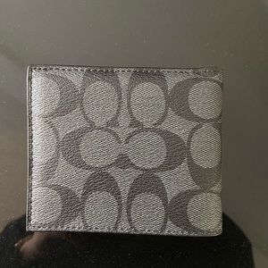 New Coach wallet